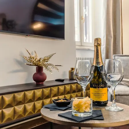 Apartament Gabriels Colosseum Luxury *